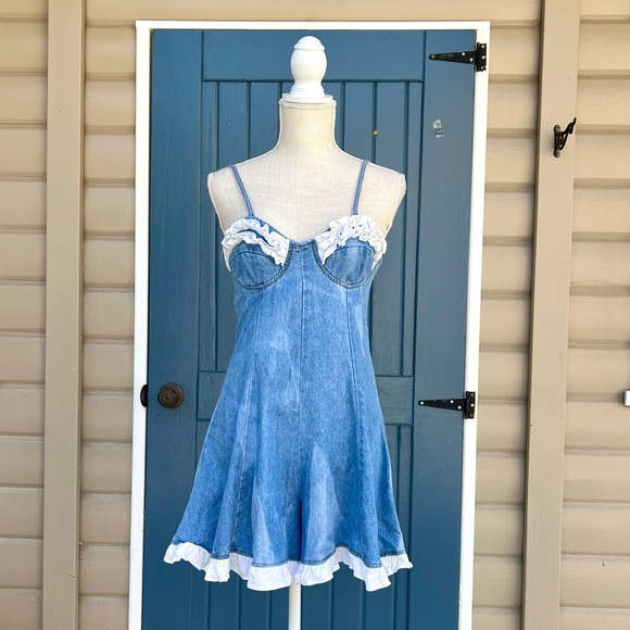 New Age Code Pants - Y2K 90s New Age Code Blue Denim Short Babydoll Overalls With Lace Size Small